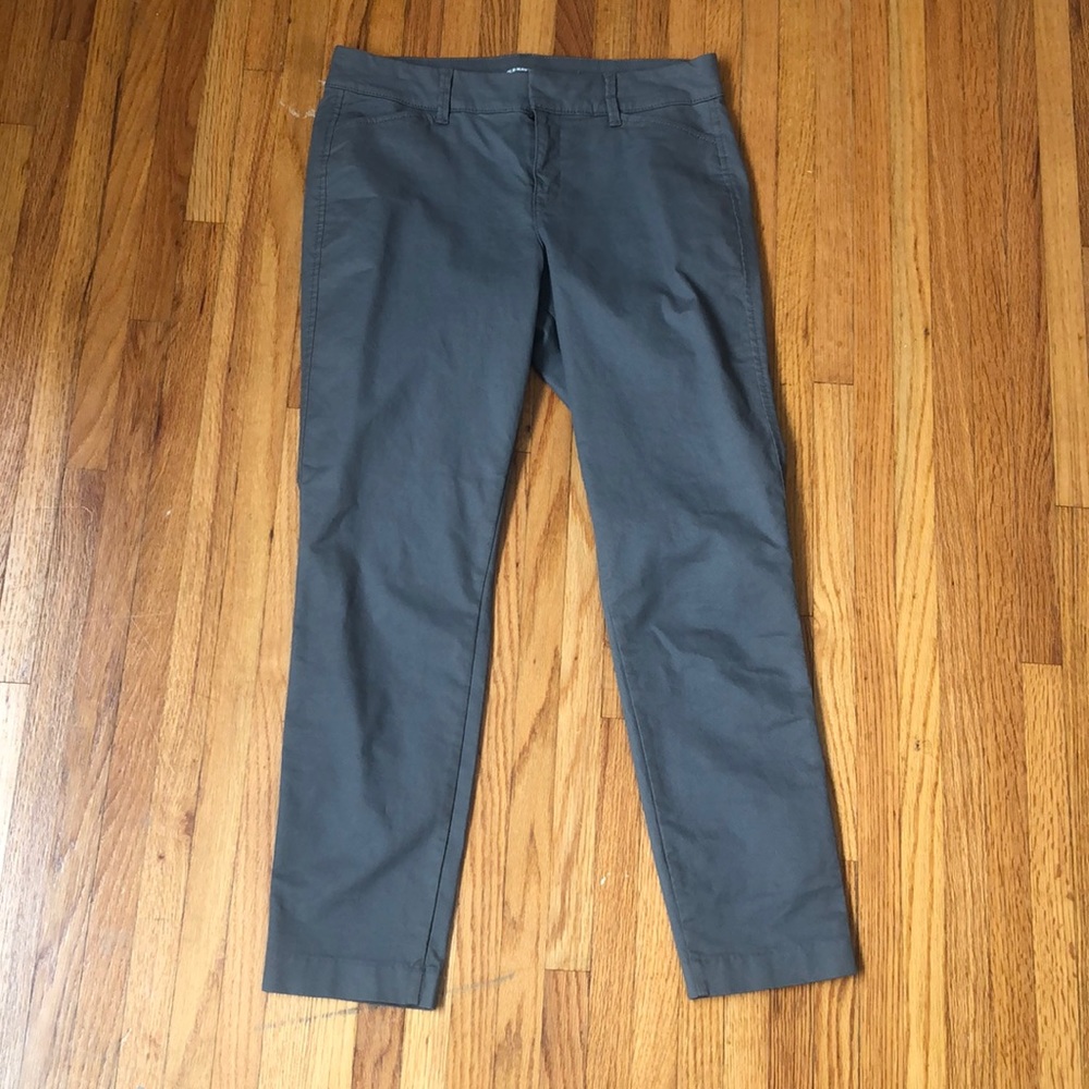 Women’s pixie pants